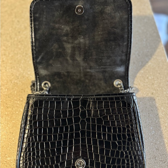 Crocodile Embossed Lambskin Matelasse Monogram Niki Chain Wallet Black - Picture 4 of 7